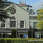 🇮🇪 Irlande : À Dublin, un migrant refoulé depuis des mois erre librement et viole une fillette de 10 ans dans un hôtel pour réfugiés ! Le gouvernement irlandais, champion de l’accueil inconditionnel, oublie les ordres d’expulsion au profit d’une propagande migratoire qui sacrifie ses propres enfants. Corruption administrative ou lâcheté politique ? Et si on expulsait vraiment les dangers avant qu’ils ne blessent nos gosses ?