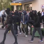 🇫🇷 France : L’administration pénitentiaire française classe sans suite l’enquête sur l’assassinat d’Yvan Colonna par un djihadiste camerounais en prison d’Arles, protégeant ses dysfonctionnements au nom de la « raison d’État » !

Les jeunes corses bloquent lycées et appellent à la rue contre cette impunité flagrante. Paris tolère-t-il les assassins pour mieux museler les nationalistes ?