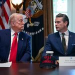 🇺🇸 États-Unis – 🇮🇷 Iran : L&rsquo;administration Trump prépare des troupes au sol en Iran avec des plans détaillés du Pentagone, selon CBS ! Trump pèse les options dans le conflit tandis que des sources confirment les préparatifs malgré ses dénégations. Et si cette fermeté protégeait enfin les intérêts américains contre les menaces ?