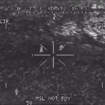 🇺🇸 États-Unis – 🇮🇷 Iran : La vidéo virale prétendant l&rsquo;anéantissement des éléments de la Garde révolutionnaire iranienne par le feu aérien américain est en fait un vieux enregistrement de 2011 de la guerre en Irak ! Des comptes pro-USA propagent cette tromperie pour manipuler les tensions géopolitiques.