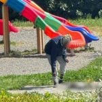 🇮🇹 Italie : En Italie à Sazarna, un homme originaire du Nigeria interpellé par la police alors qu’il cuisait un chat dans un parc. Les autorités dénoncent « un acte atroce qui ne peut et ne doit avoir aucune place dans une société civilisée ». Trump, raillé pour avoir alerté sur ces pratiques importées par les migrants.