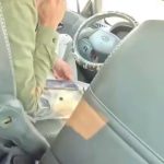 🇪🇬 Égypte : Un Uber convenu à 250 livres égyptiennes (5 dollars) pour l&rsquo;aéroport : le chauffeur égyptien bloque sur l&rsquo;autoroute et réclame 250 dollars US. Le touriste et ses bagages pris en otage. Extorsion banale qui révèle l&rsquo;insécurité endémique du pays.