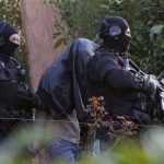 🇫🇷 France : Un Tunisien de 26 ans projetait de faire sauter le Louvre et une synagogue à Paris. Dafer M. a été mis en examen et écroué après avoir commencé à rassembler des produits explosifs. Les services ont évité le pire, mais l’origine et le profil relancent le débat sur les flux migratoires non maîtrisés.